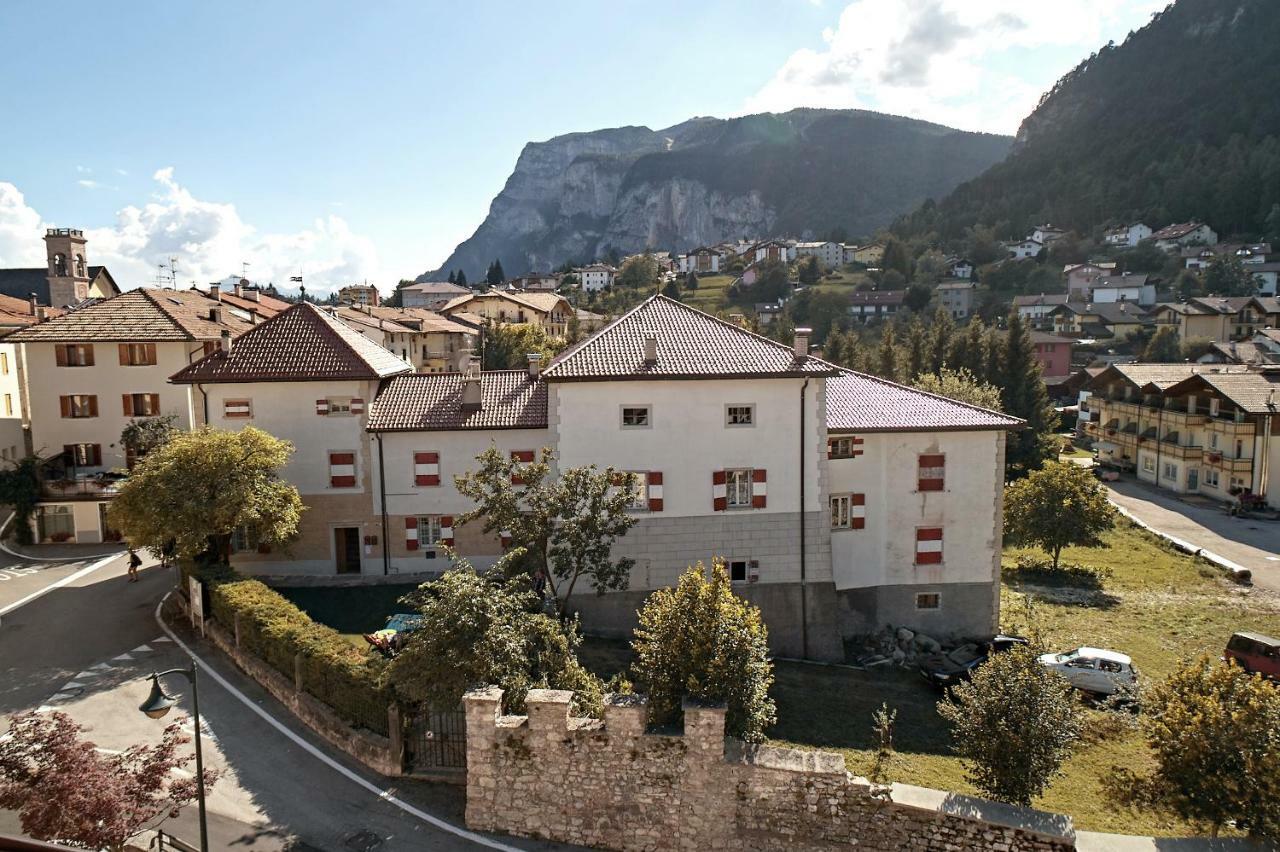 Апартаменти Castello Fai Фай-делла-Паганелла Екстер'єр фото